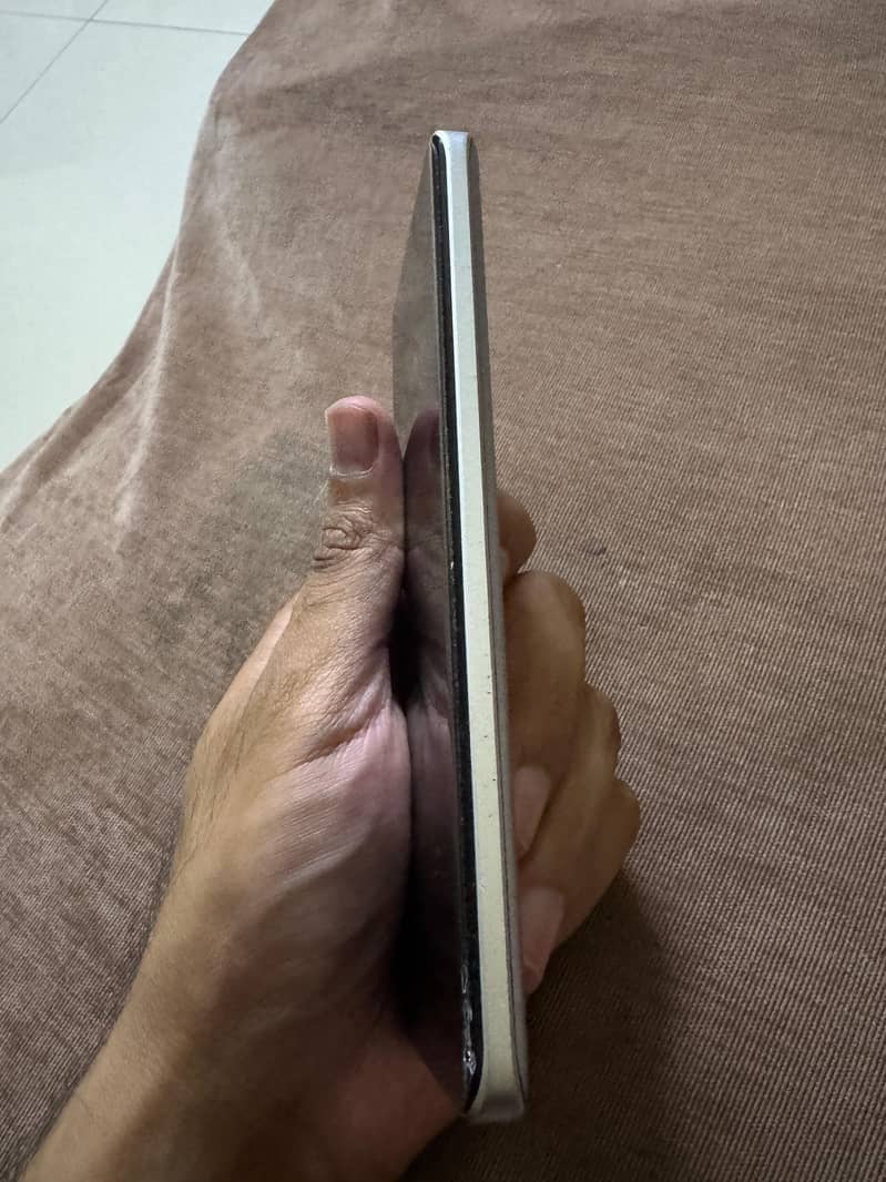 Xiaomi Redmi Note 13 Pro Plus 1