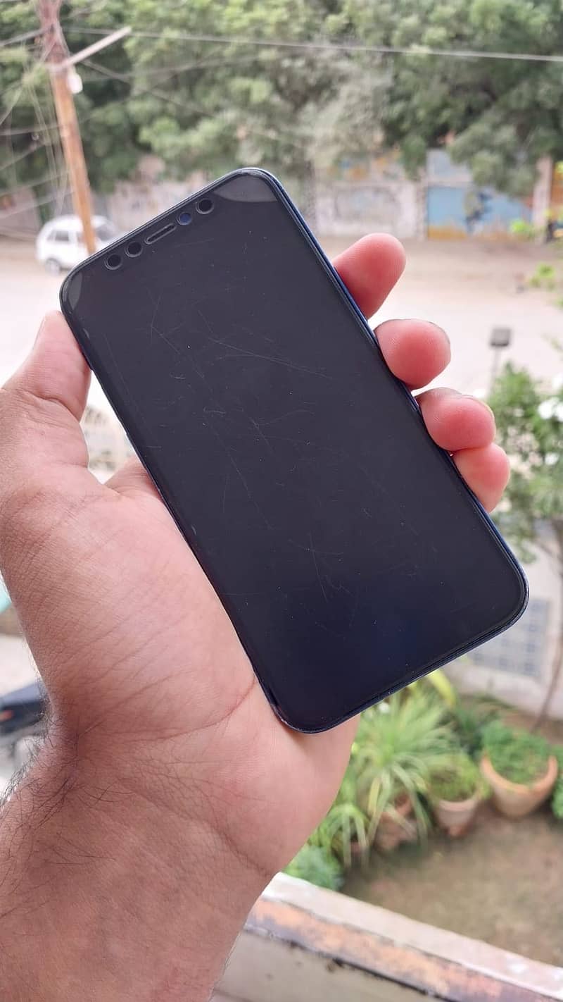 iPhone 12 mini 4