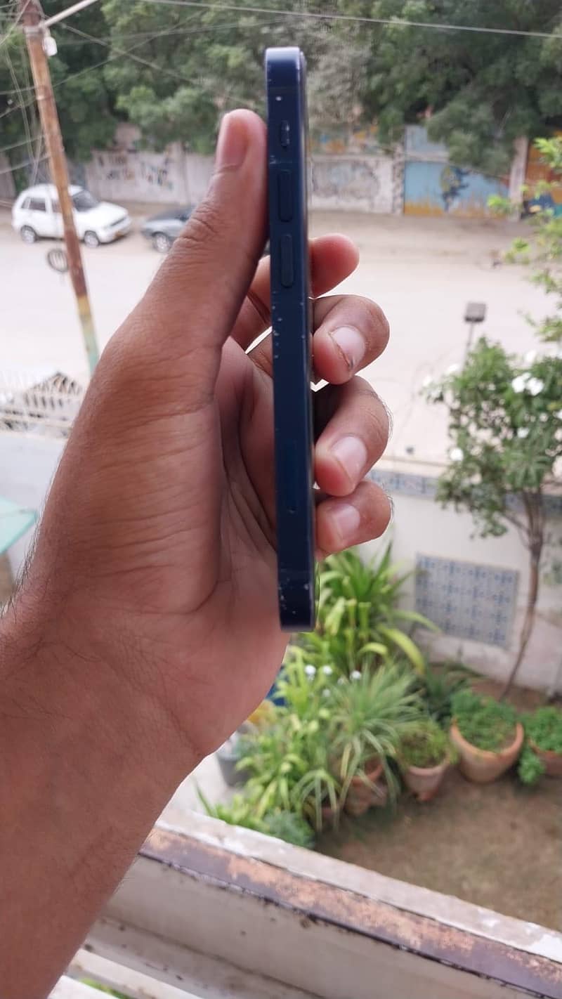 iPhone 12 mini 7