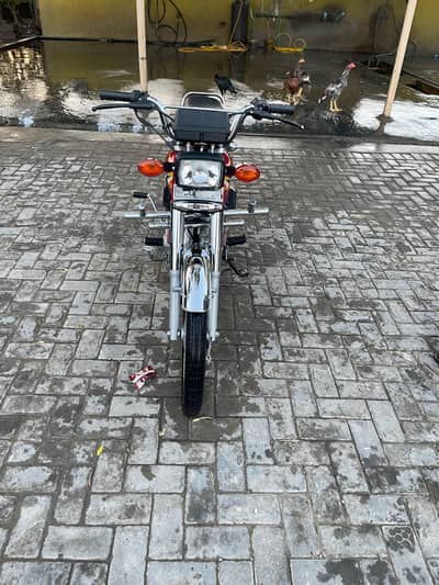 Honda 125 26 model available inbox for price