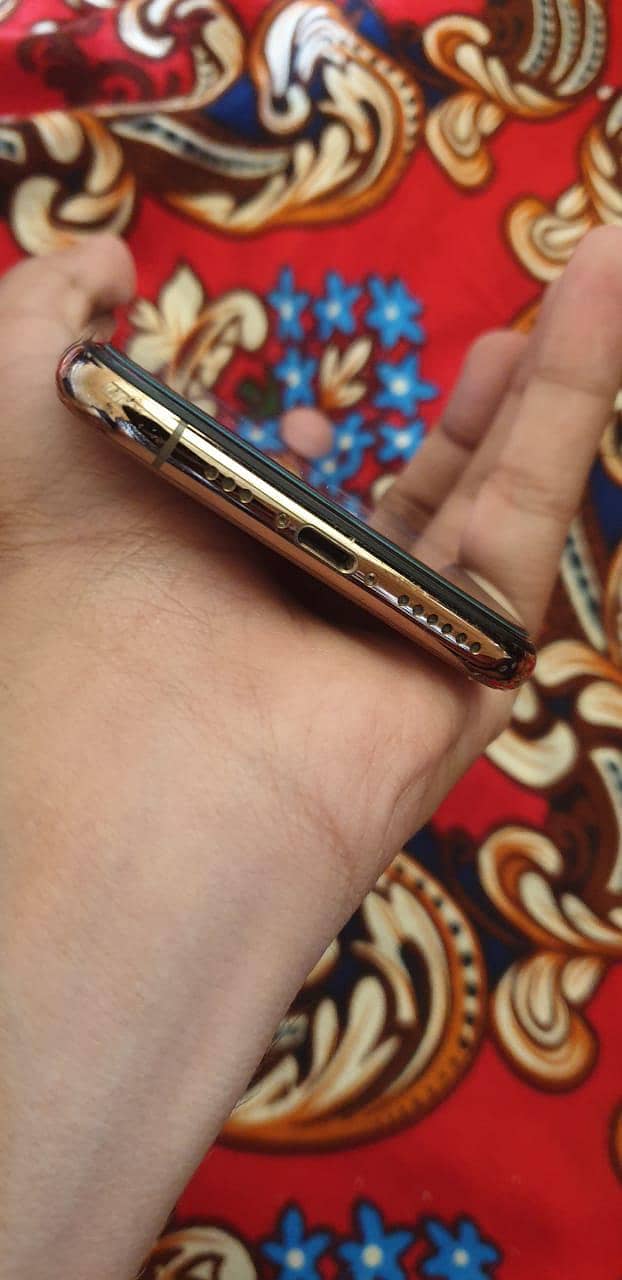 Apple iPhone XS 2