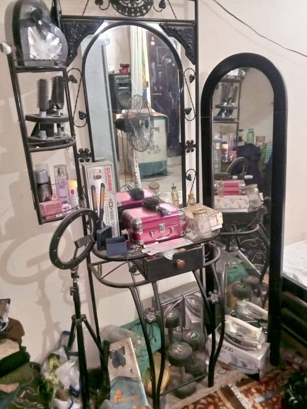 single bed +mattress +dressing table 4