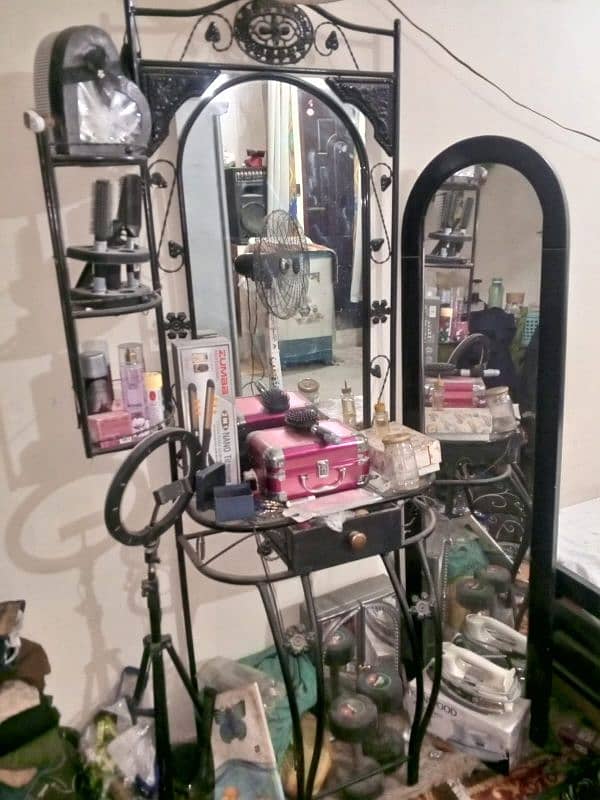 single bed +mattress +dressing table 5