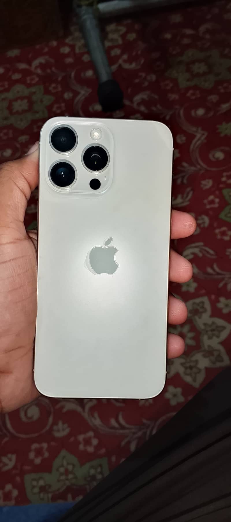 Apple iPhone 15 Pro Max 5