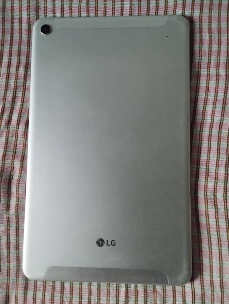 LG tab 2