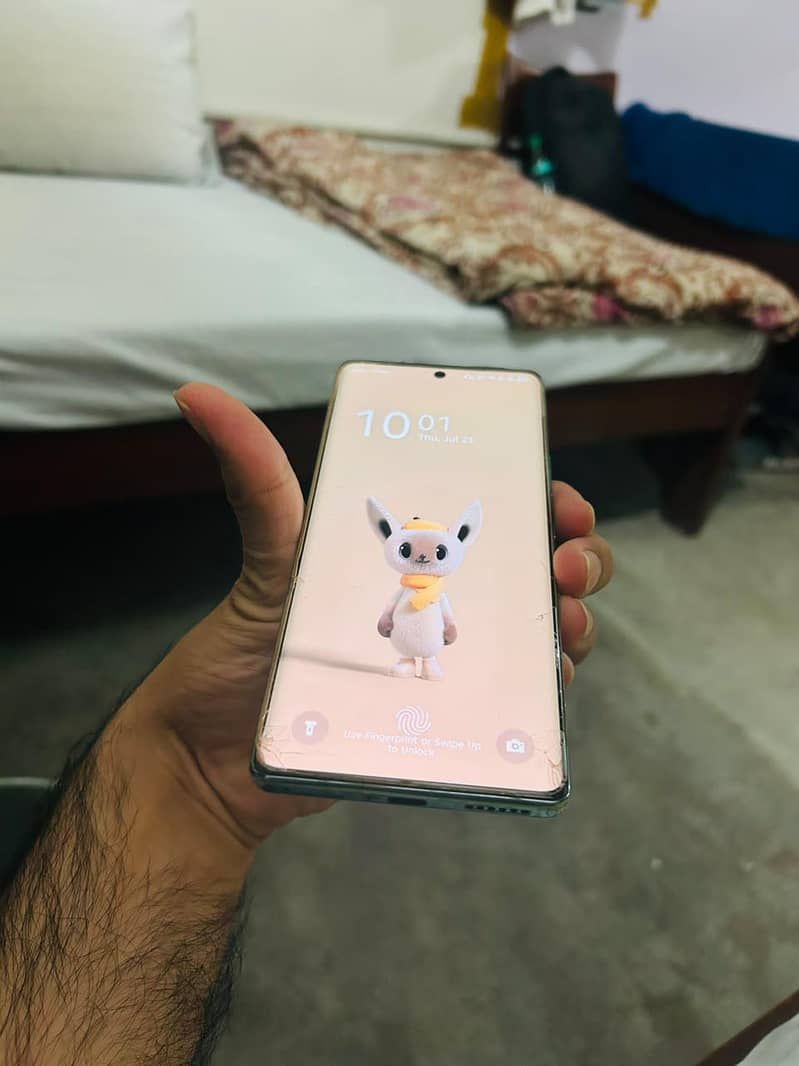Infinix Zero 40 4