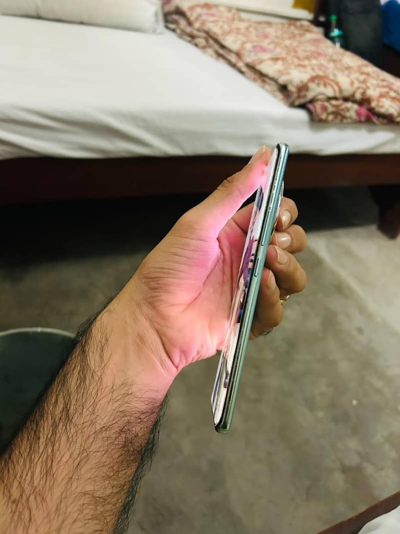 Infinix Zero 40 6