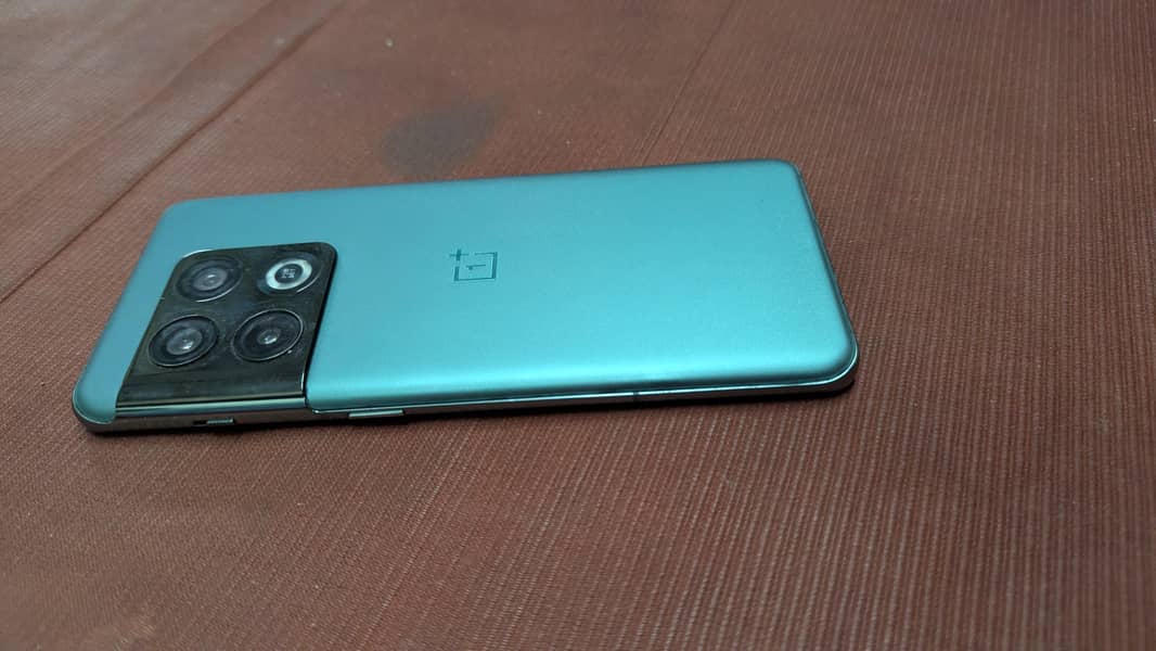One Plus 10 Pro 0