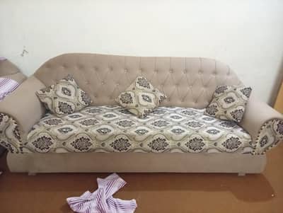 7 seater sofa set with cushions