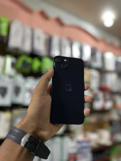 Iphone 13 factory