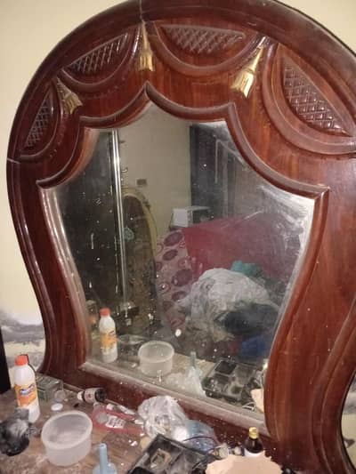 dressing table (0345-8777450)