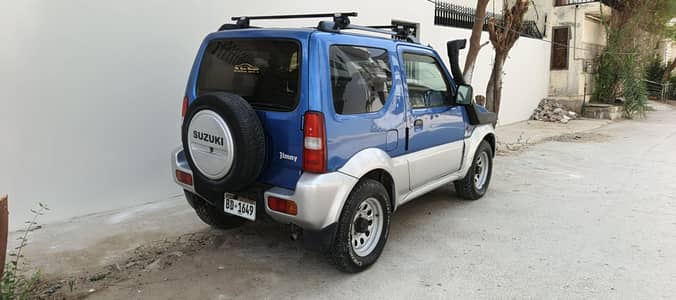 Suzuki jimny jeep
