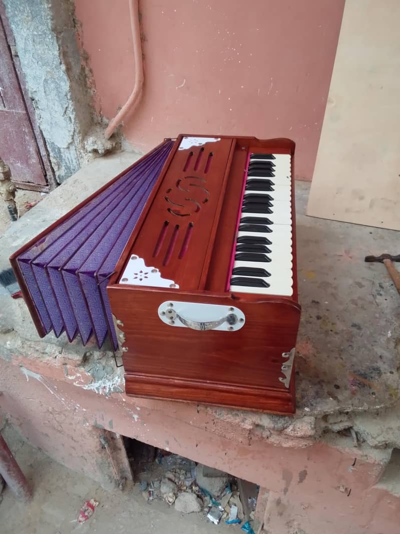 harmonium 3