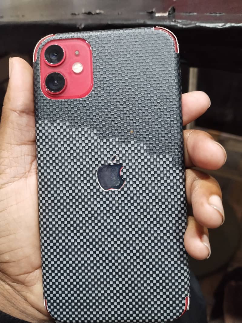Apple iPhone 11 4