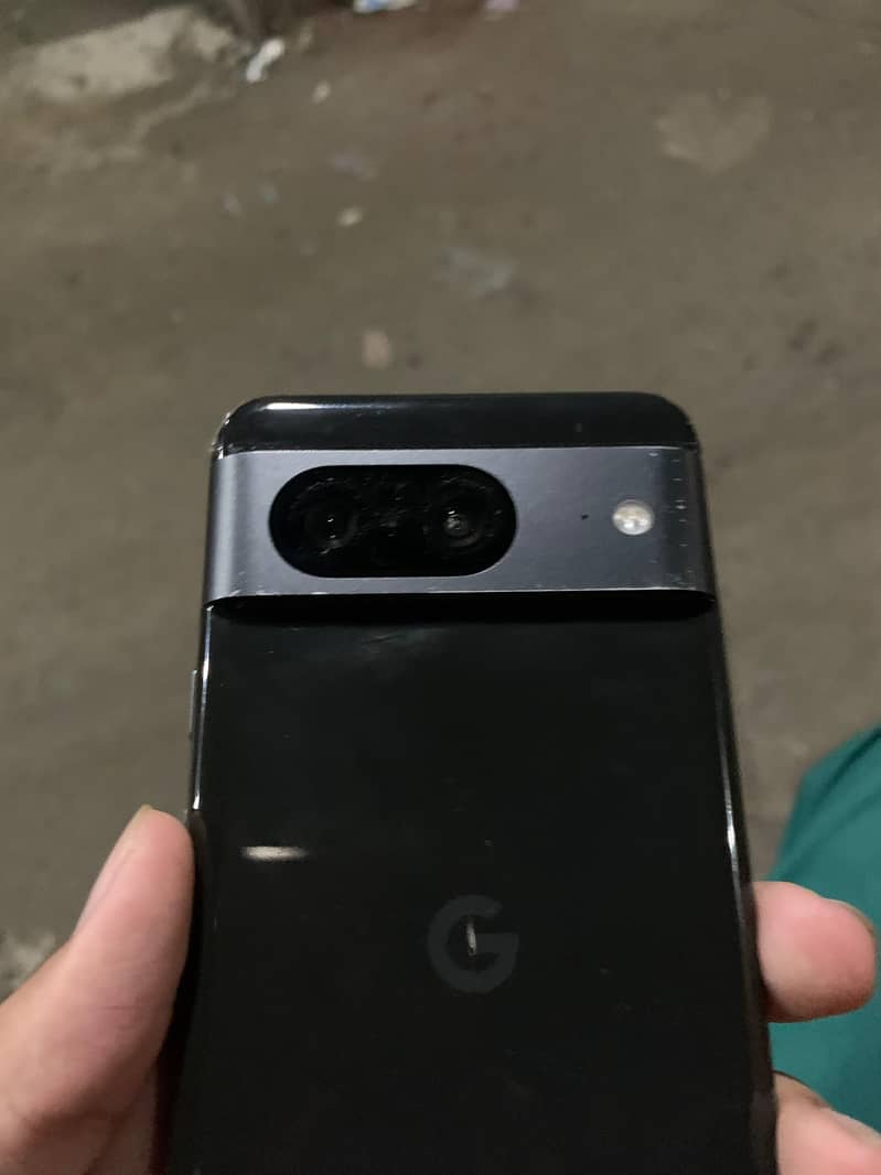 Google Pixel 8 1