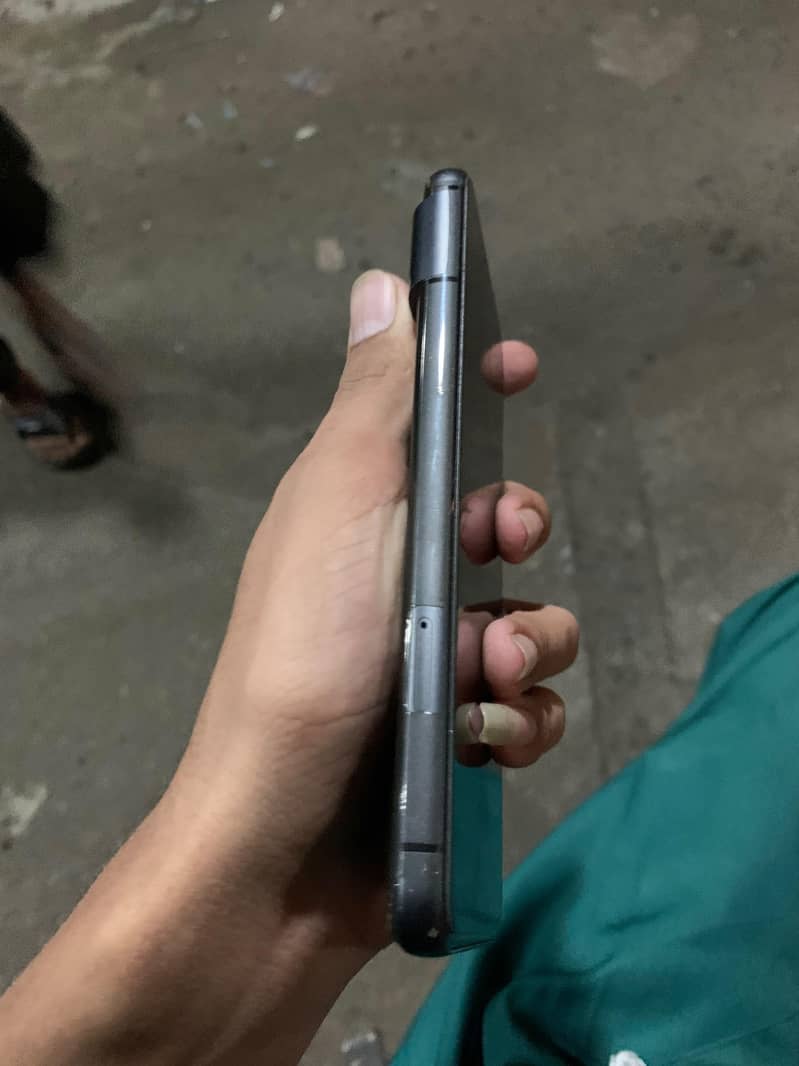 Google Pixel 8 3