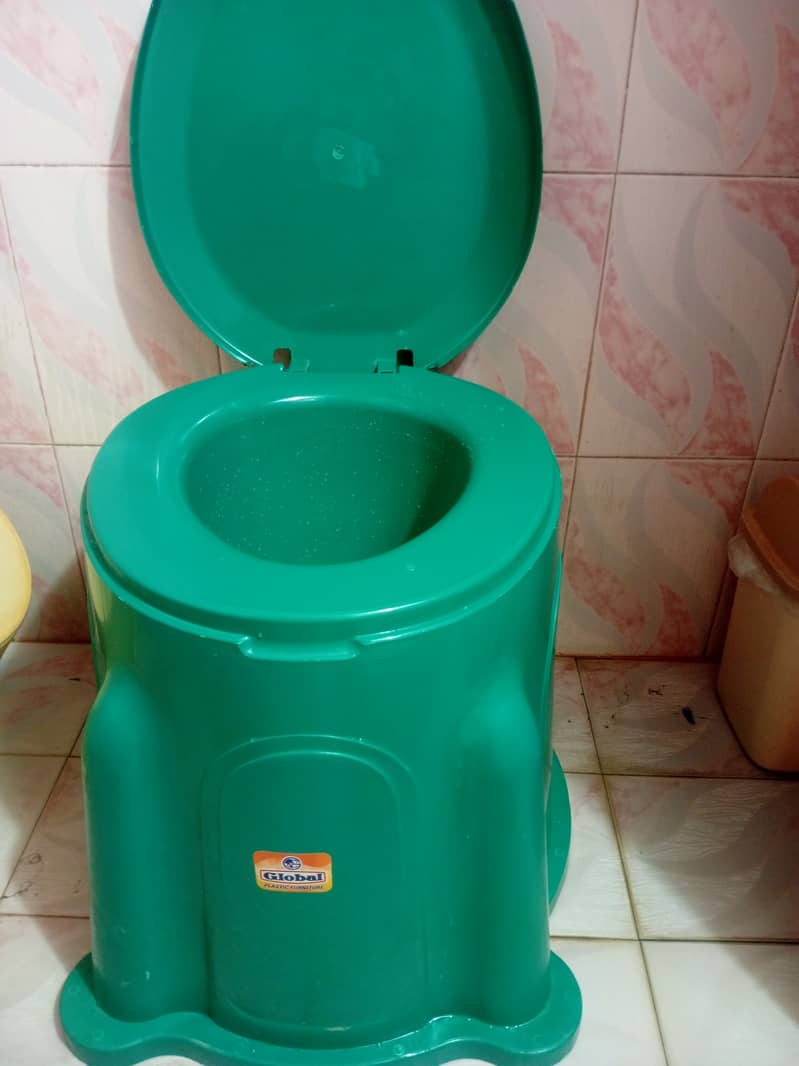 Commode chair 1