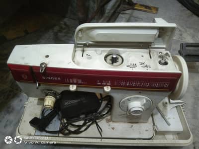 sewing machine 