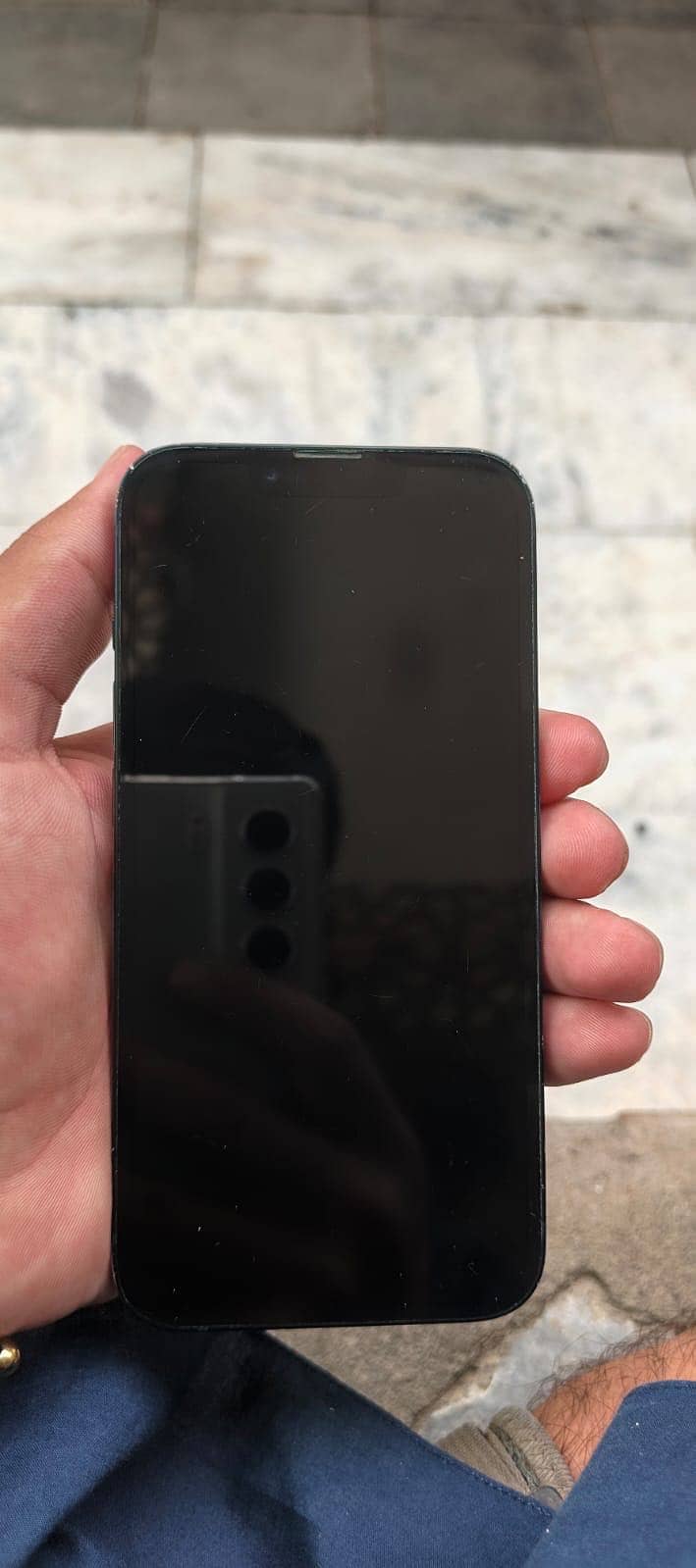 Apple iPhone 13 6
