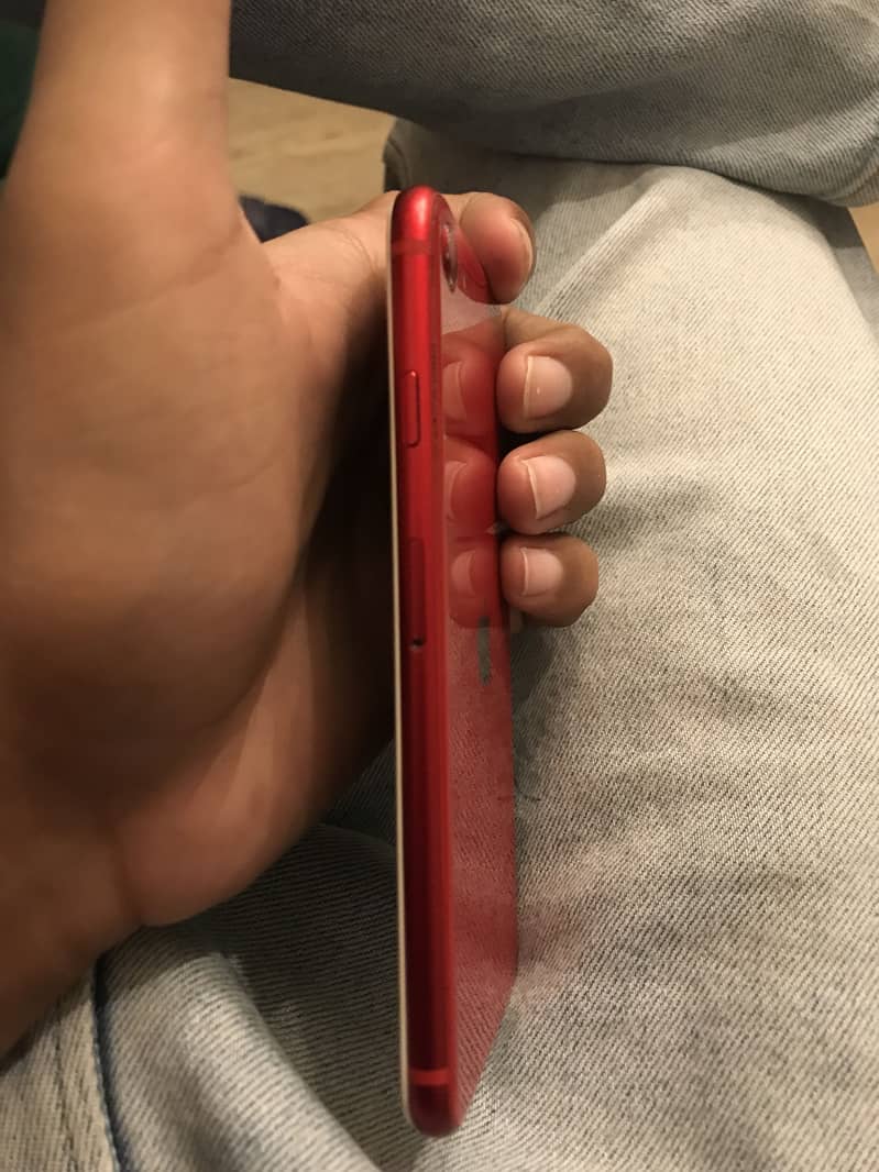 Apple iPhone 8 1
