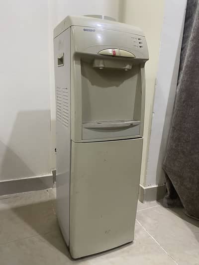 Orient water dispenser