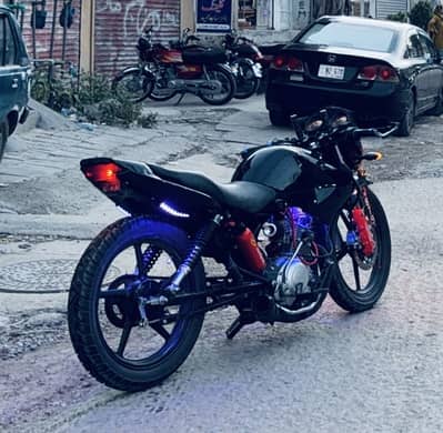 YAMAHA YBR 125 ESD