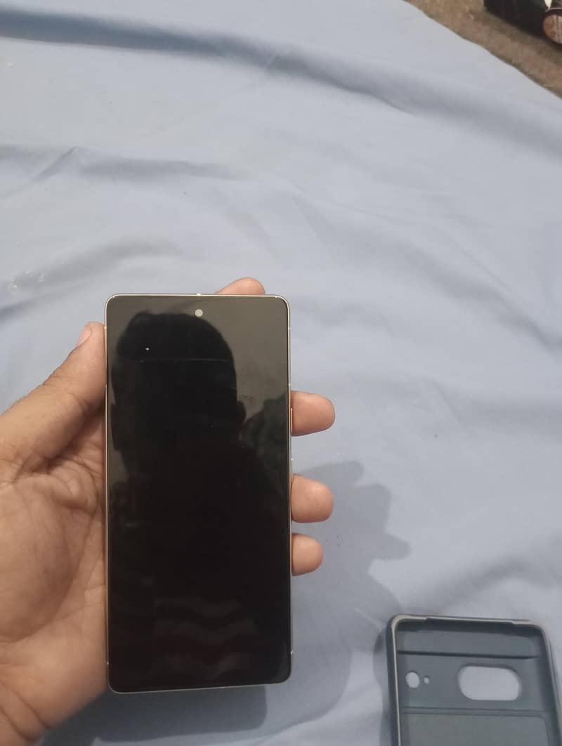 Google pixel 7 3