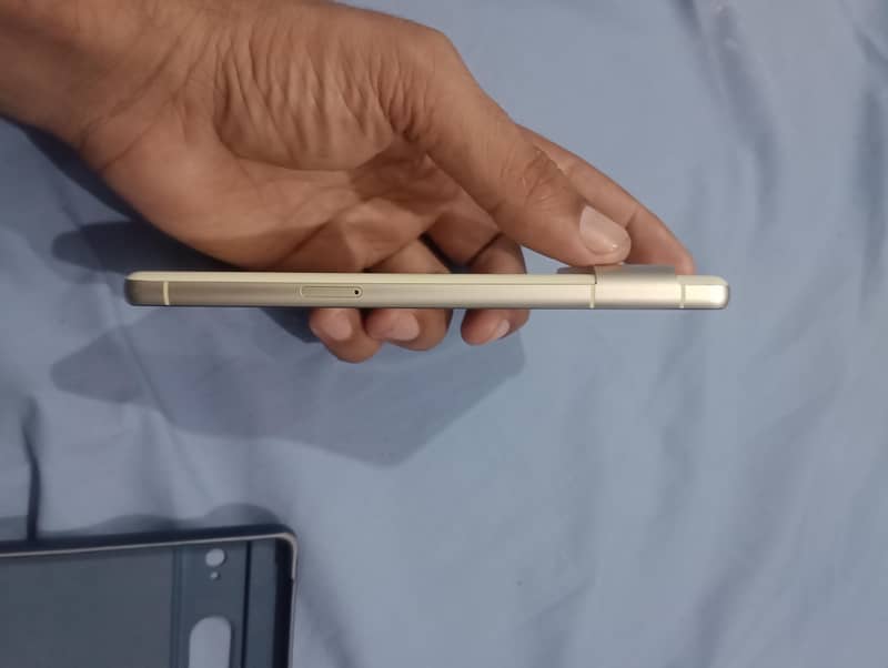 Google pixel 7 5