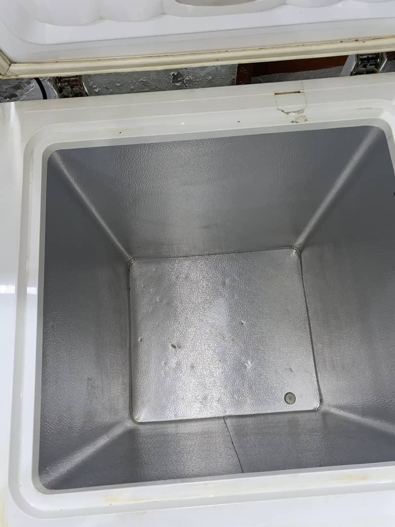 Waves freezer 5