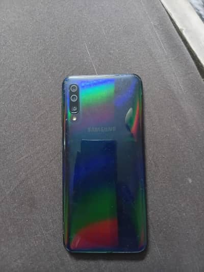 Samsung Mobile A50