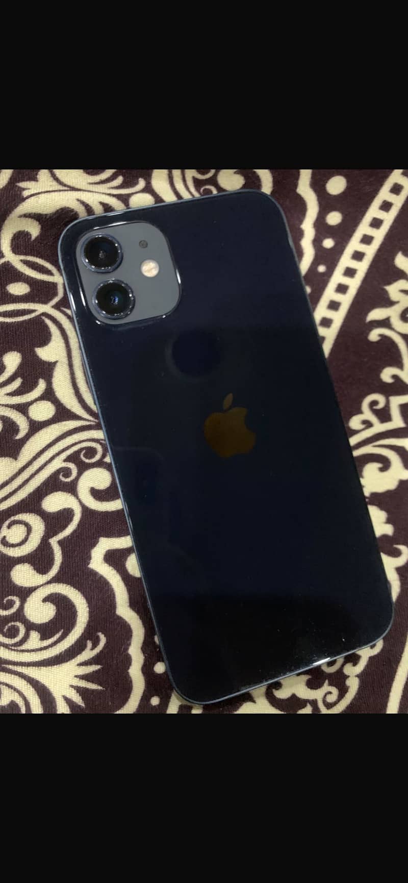 Iphone 12 10/10 condition 0