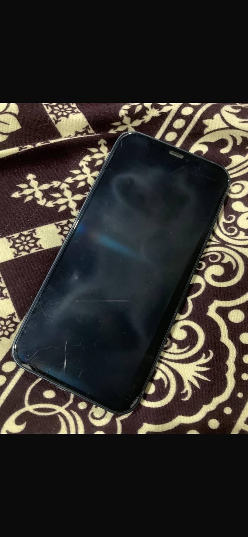 Iphone 12 10/10 condition 1