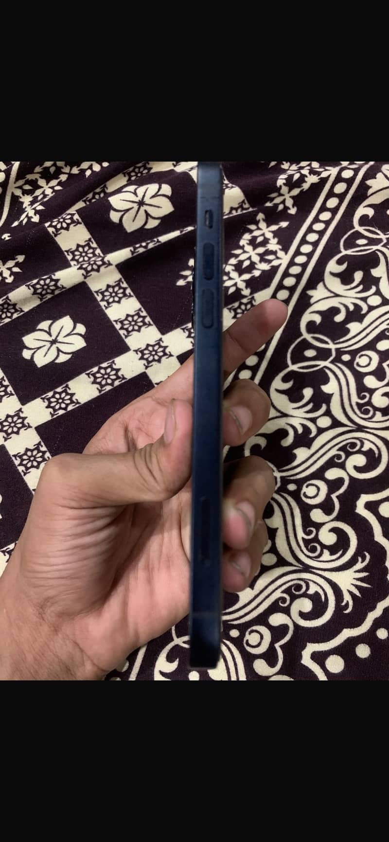 Iphone 12 10/10 condition 3