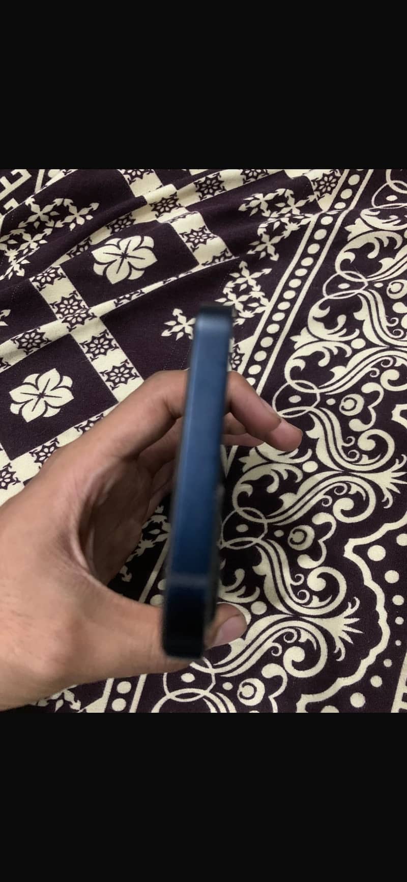 Iphone 12 10/10 condition 4