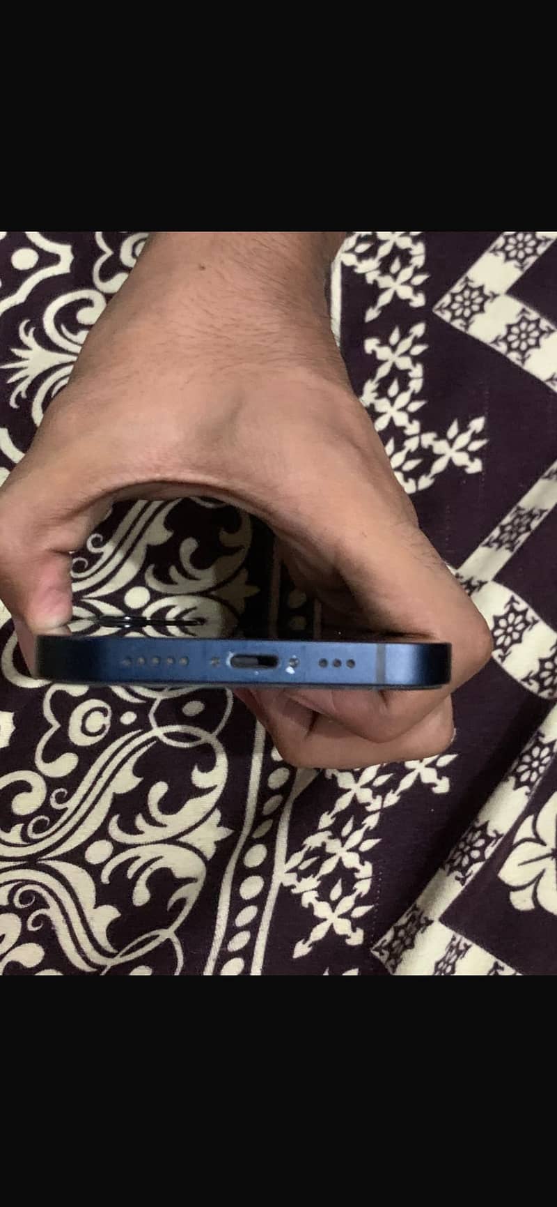 Iphone 12 10/10 condition 5