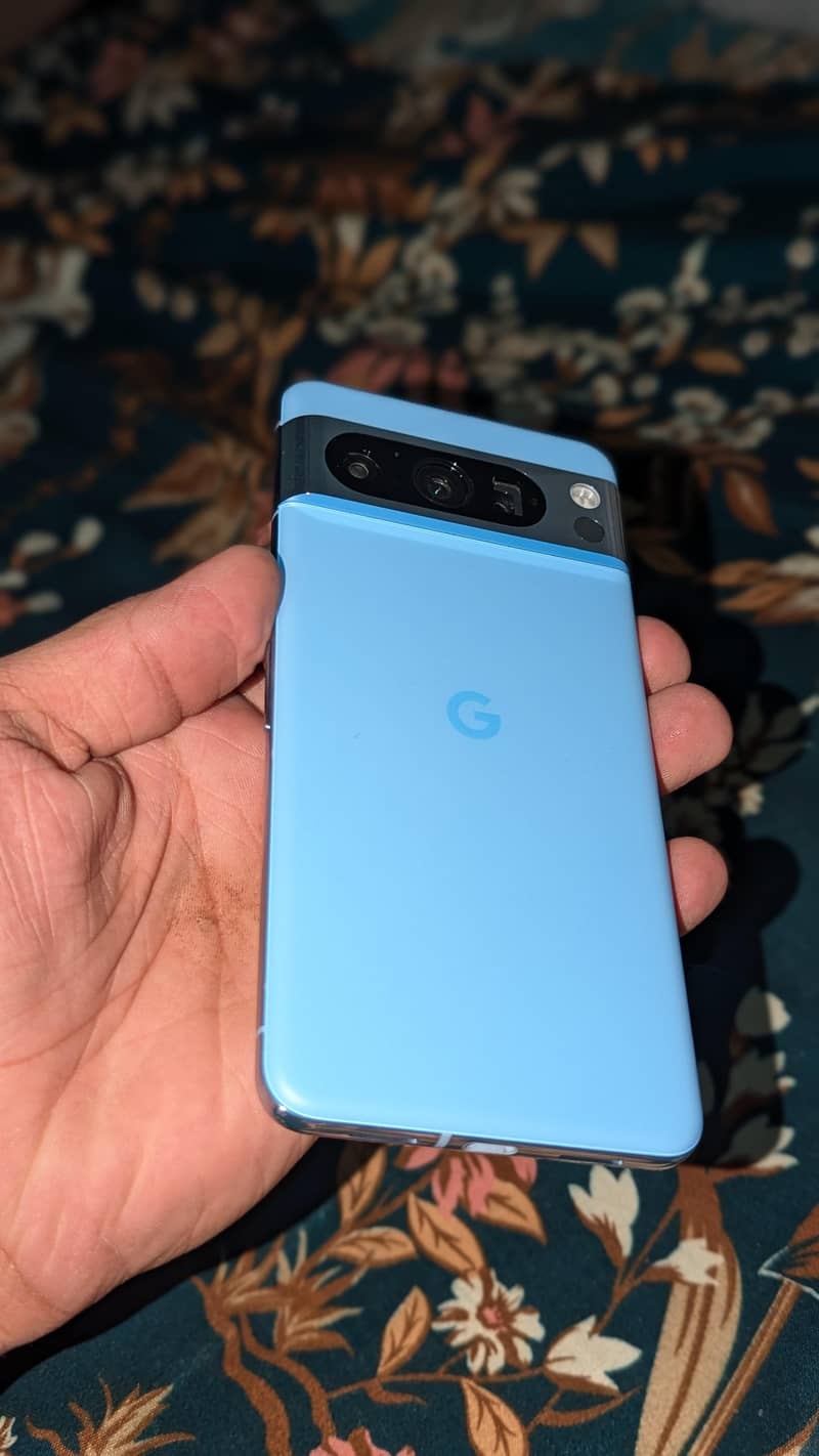 Google Pixel 8 Pro 0