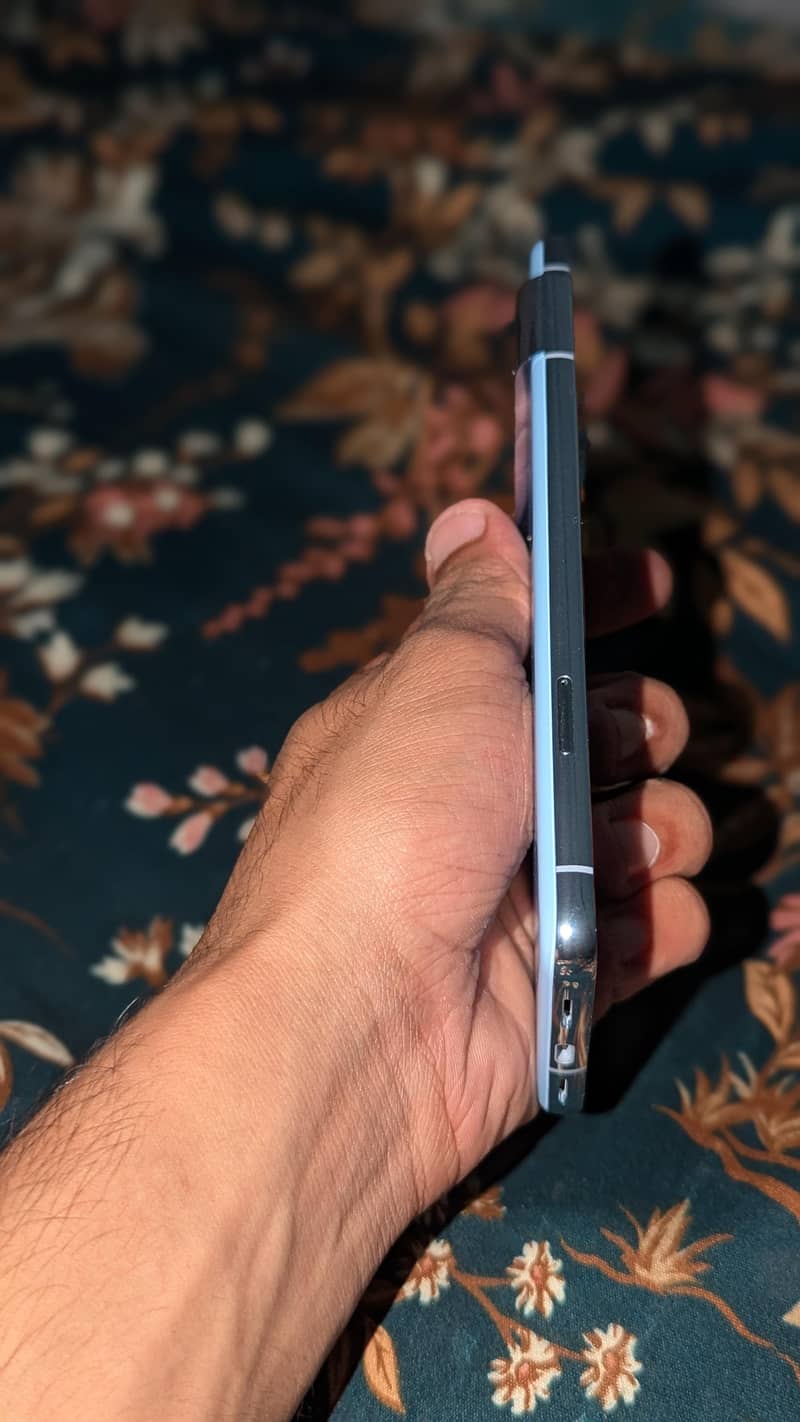 Google Pixel 8 Pro 3