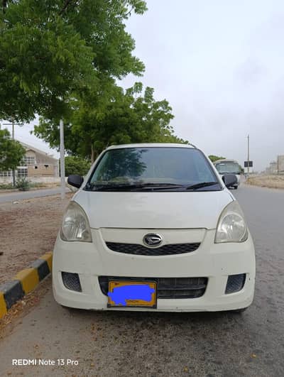 Daihatsu Mira 2012