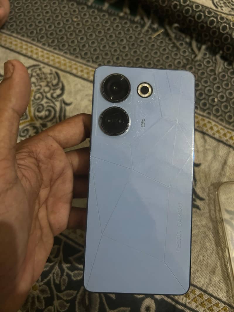 Tecno CAMON 20 Pro 0