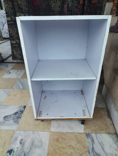 wooden shoe rack in good condition