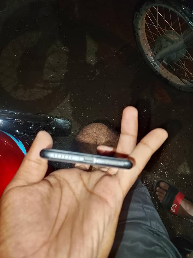 Apple iPhone 8 2