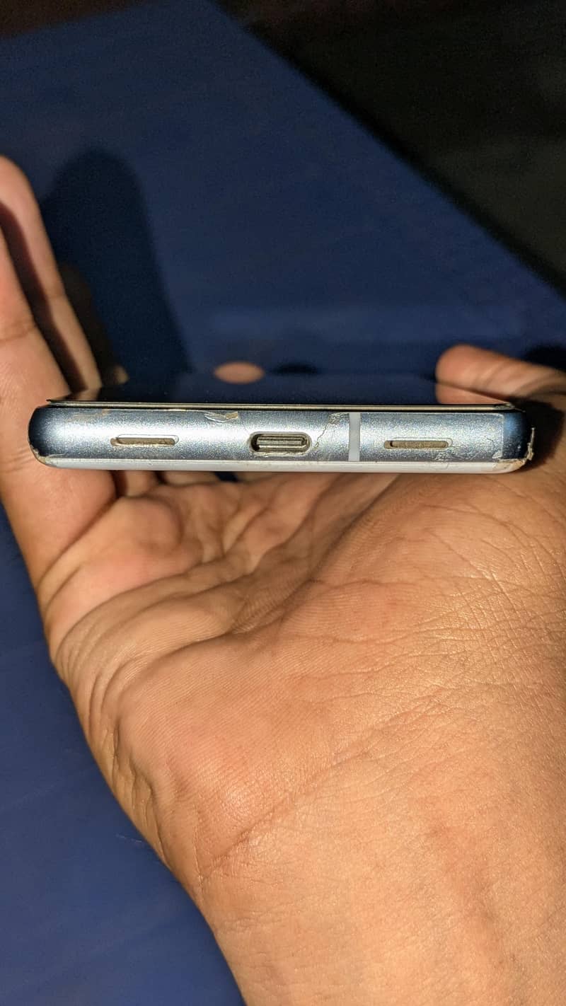Google Pixel 7a 3