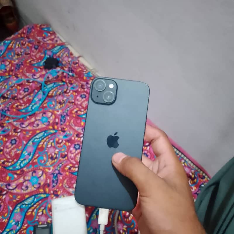 Apple iPhone 15 plus 1