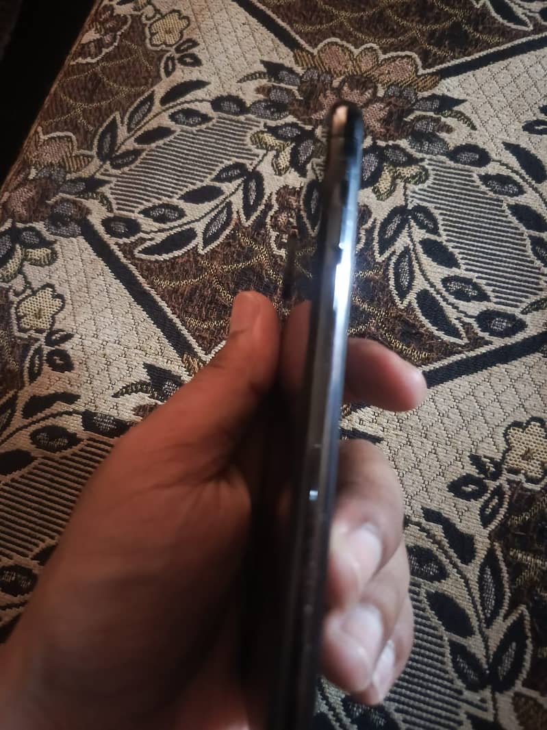 Apple iPhone X 1