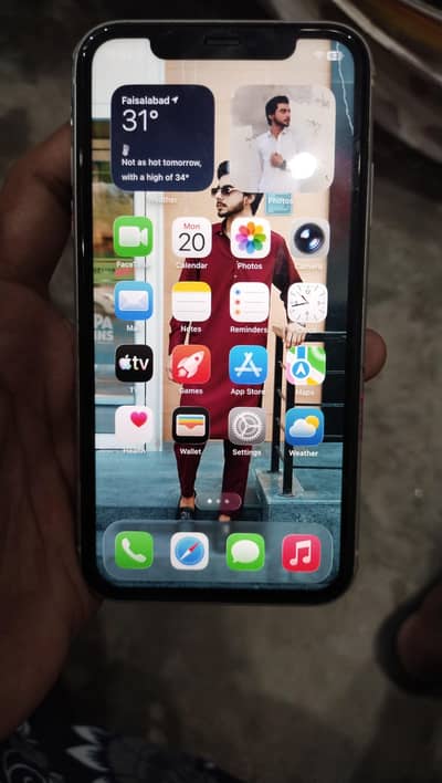 Apple iPhone 11