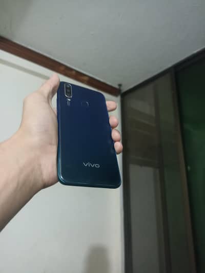 Vivo Y11
