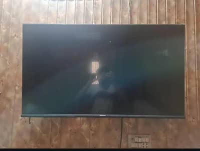 Hisense 43 Smart led TV. model 43A4N