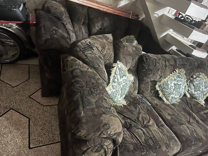 Sofa set 0