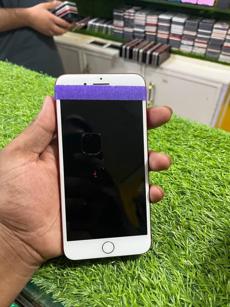 Apple iPhone 7 Plus 1