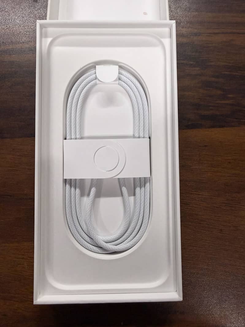 iPhone 17 Pro Max 3